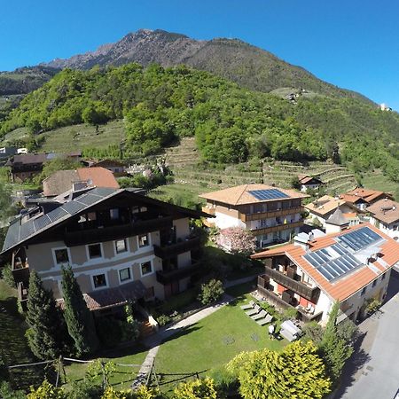Ferienwohnungen St Hippolyt Mit Hallenbad Lagundo Εξωτερικό φωτογραφία
