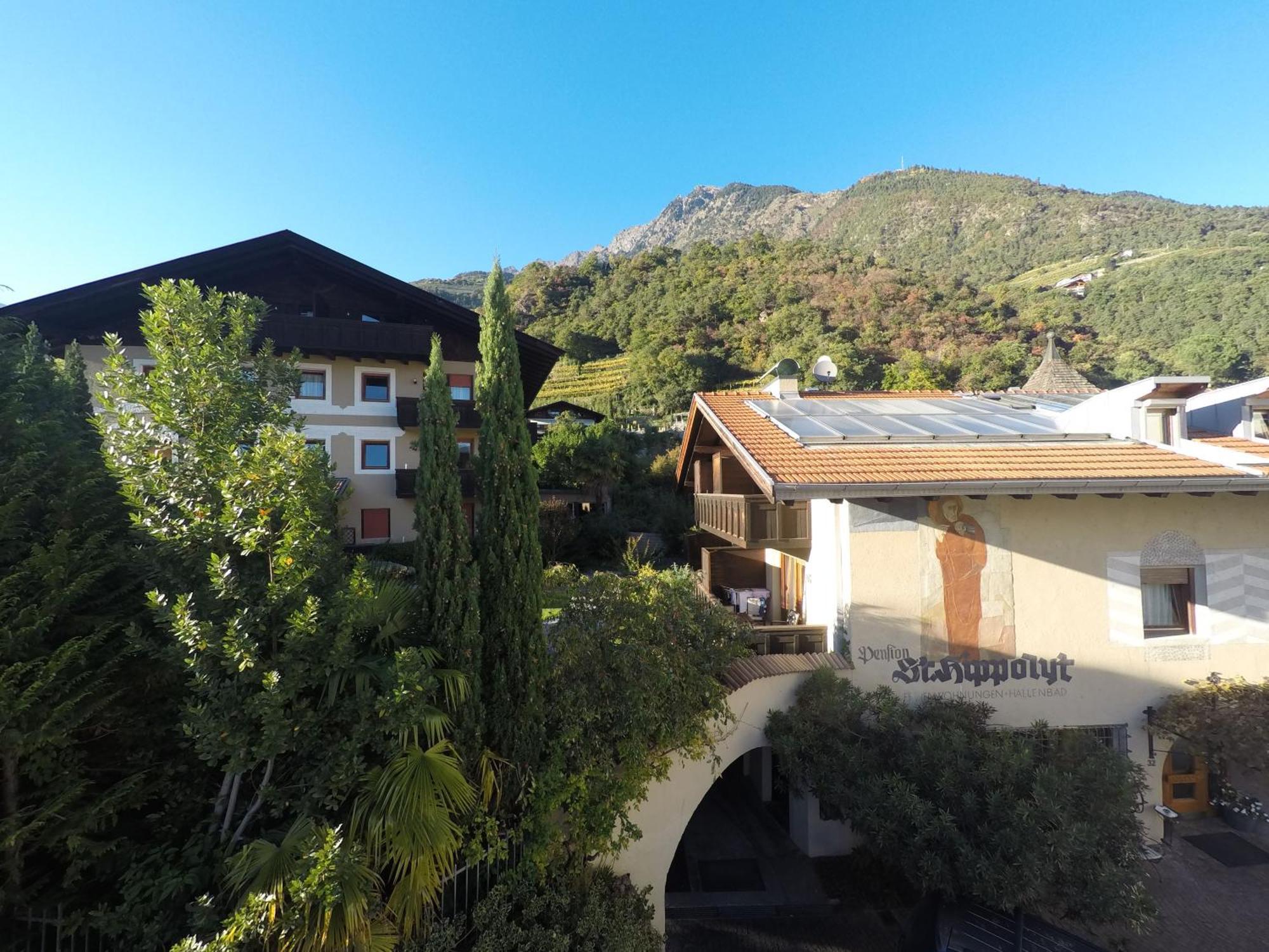 Ferienwohnungen St Hippolyt Mit Hallenbad Lagundo Εξωτερικό φωτογραφία