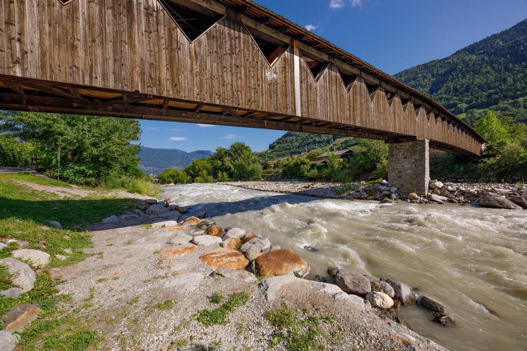 Ferienwohnungen St Hippolyt Mit Hallenbad Lagundo Εξωτερικό φωτογραφία